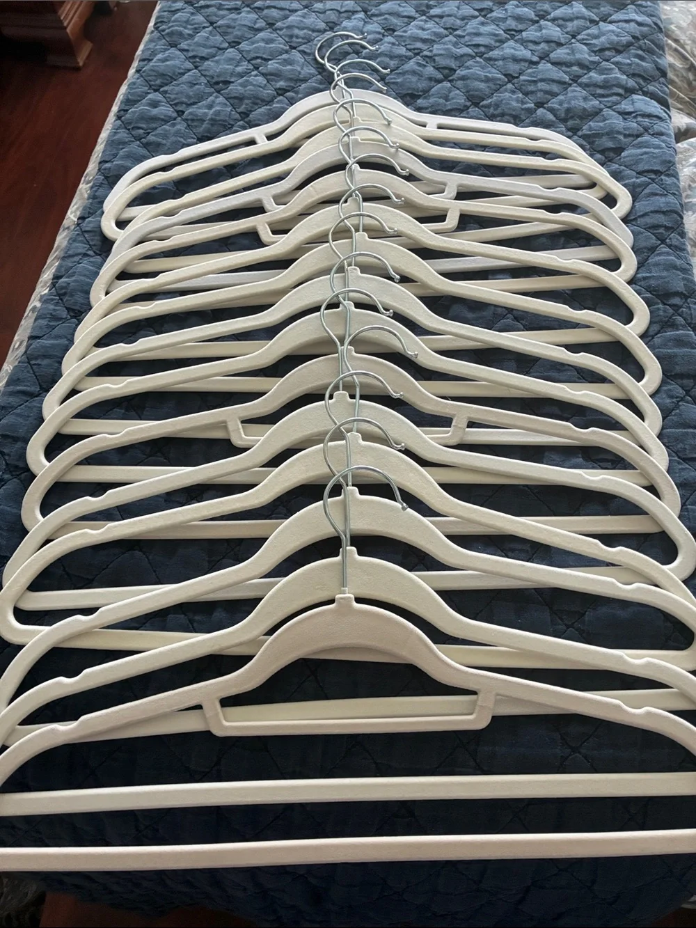 Non-Slip Velvet Hangers - Set of 15 White/Cream Hangers